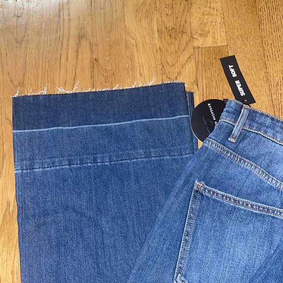 Articles of Society Soho Justine - Picture 6 of 8